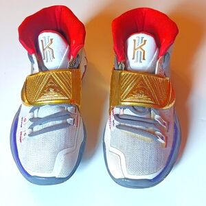 Kyrie Irving Nike "Preheat HOUSTON" Edition shoes
